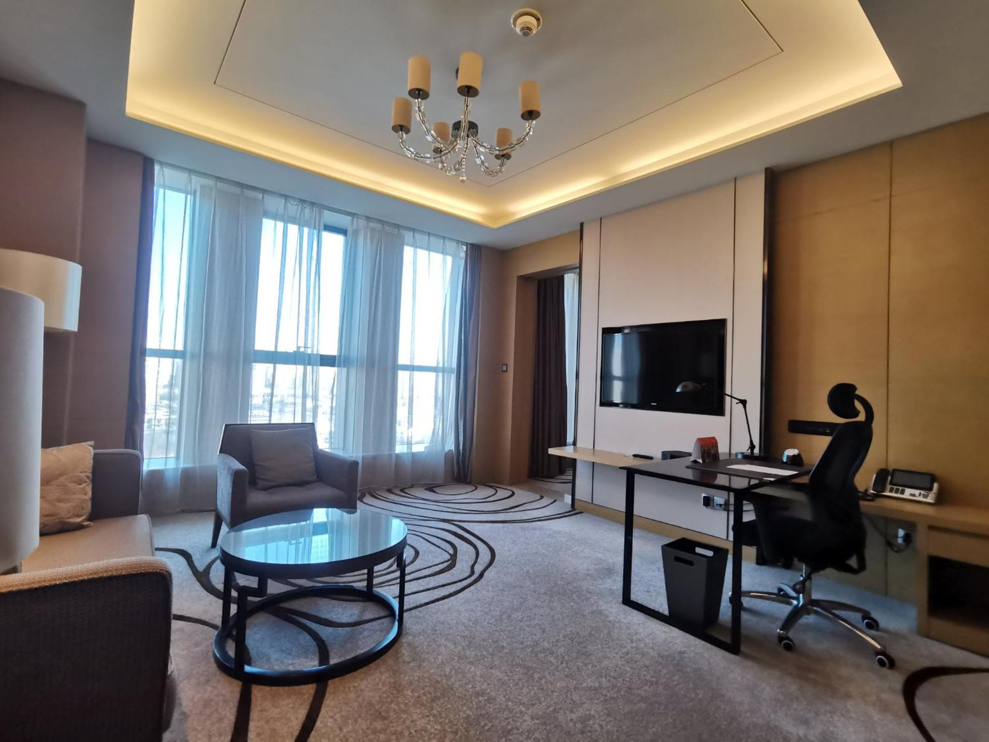 Crowne Plaza Tianjin Meijiangnan, an IHG Hotel Bagian luar foto